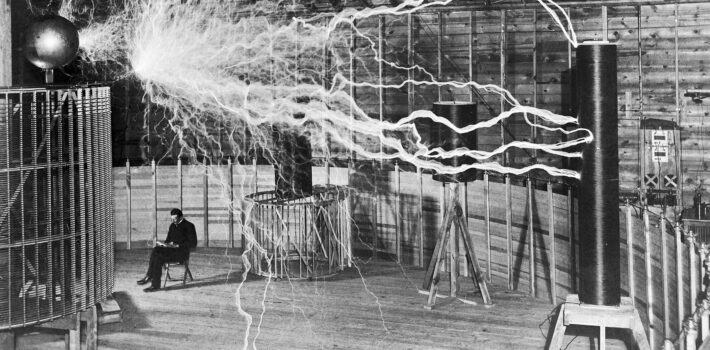 Ørsted, Faraday og Tesla – om den teknologiske udnyttelse af elektromagnetismen