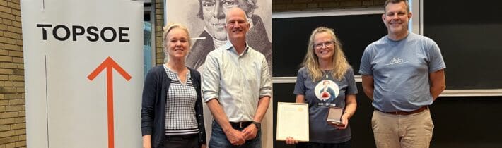 Medaljeoverrækkelse til inspirerende naturfagslærer den 1. juni 2026